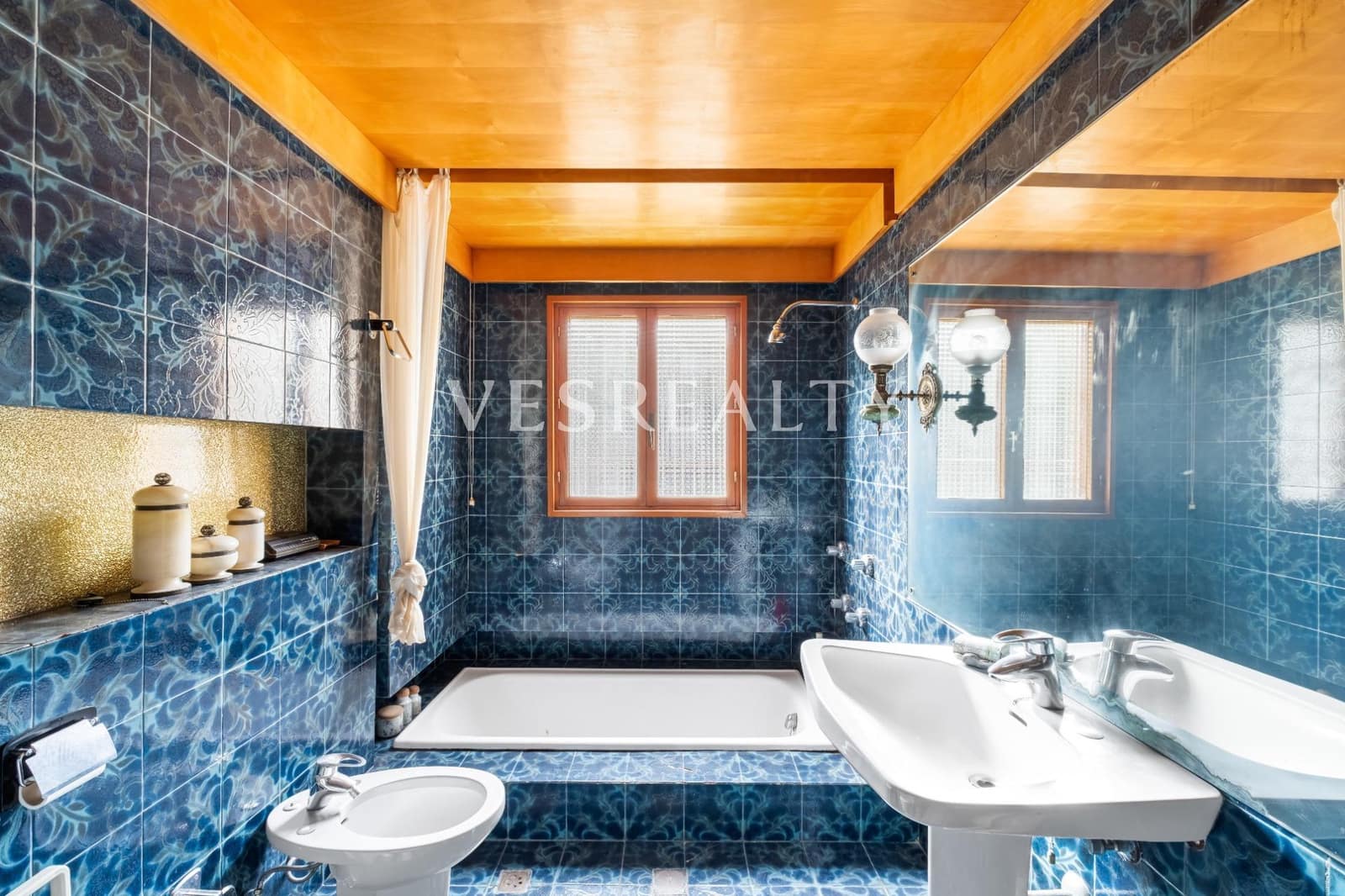 7 slaapkamer Villa te koop in Alicante stad met zwembad garage - € 1.600.000 (Ref: 9504513)