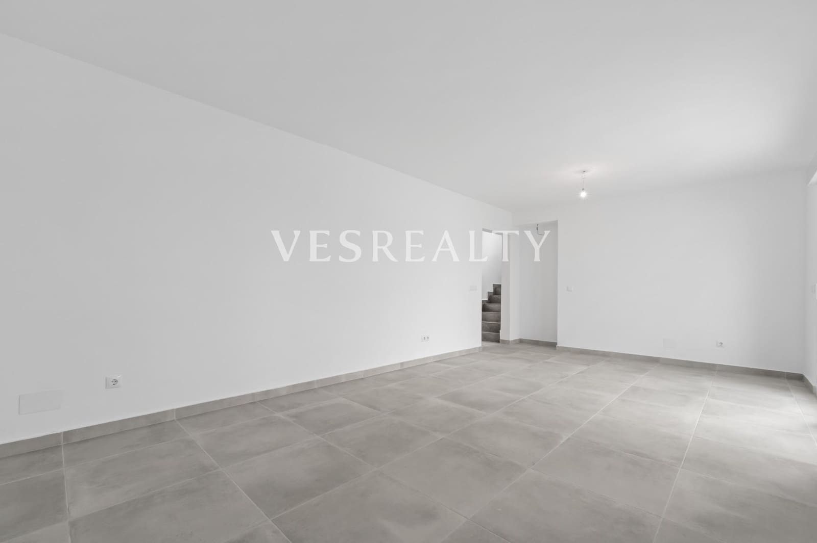 3 bedroom Villa for rent in El Campello with pool garage - € 2,250 (Ref: 9541655)