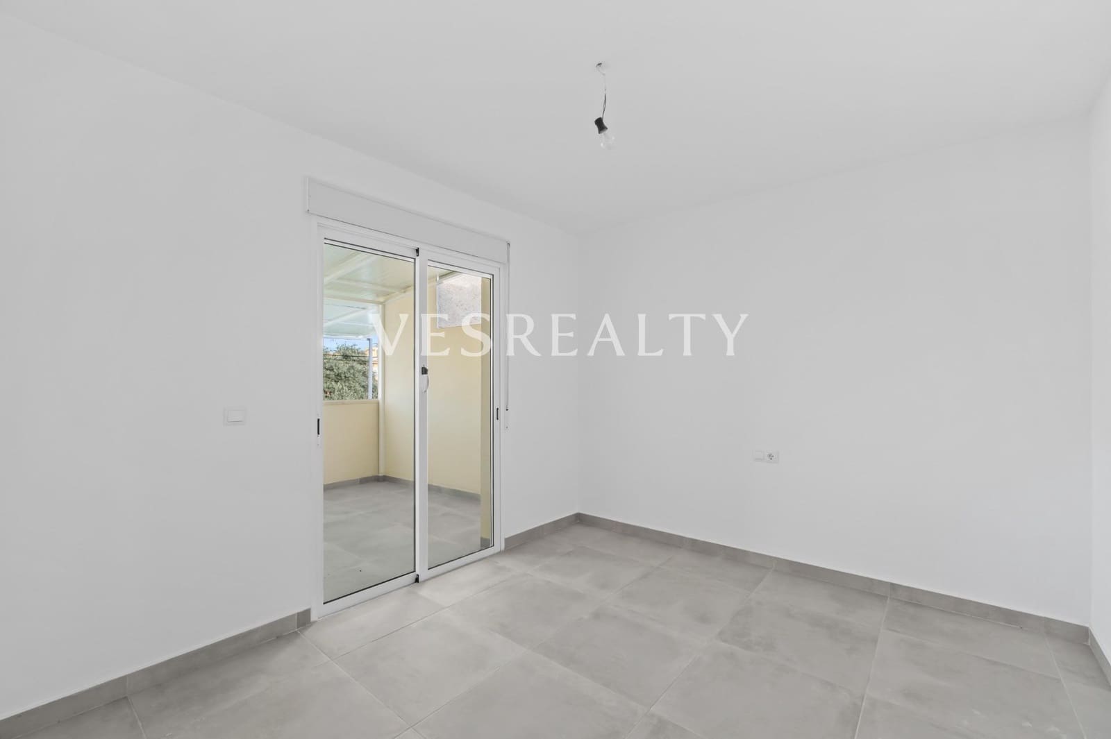 3 bedroom Villa for rent in El Campello with pool garage - € 2,250 (Ref: 9541655)