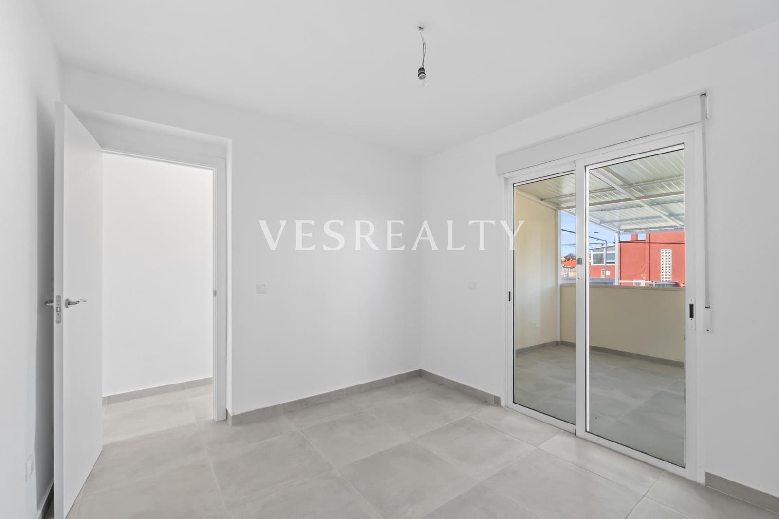 3 bedroom Villa for rent in El Campello with pool garage - € 2,250 (Ref: 9541655)