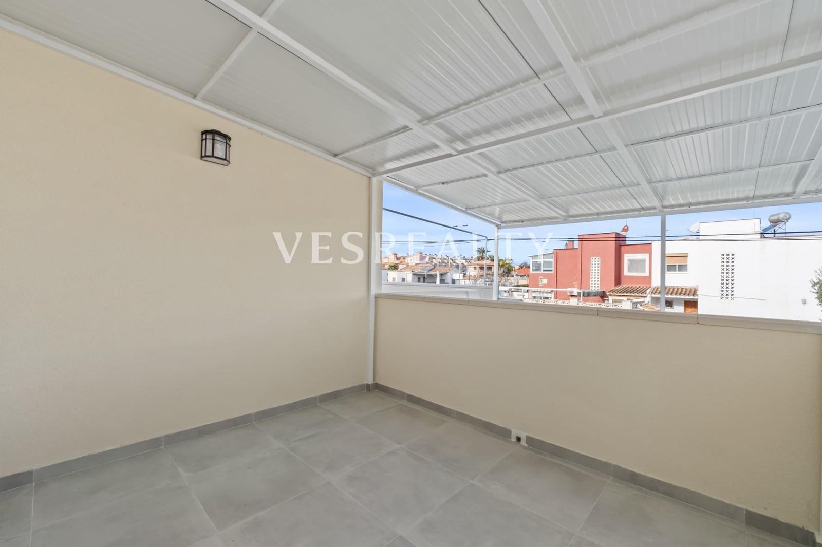 3 bedroom Villa for rent in El Campello with pool garage - € 2,250 (Ref: 9541655)