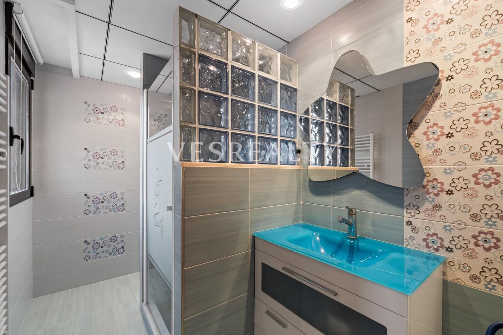 4 slaapkamer Villa te koop in El Campello met zwembad garage - € 1.250.000 (Ref: 9565431)