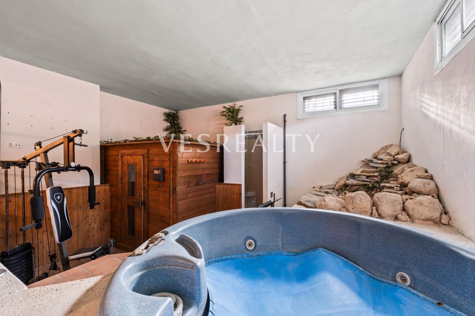 4 slaapkamer Villa te koop in El Campello met zwembad garage - € 1.250.000 (Ref: 9565431)