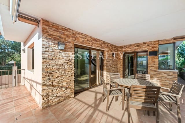 Chalet de 4 habitaciones en El Campello en venta con piscina garaje - 1.250.000 € (Ref: 9565431)