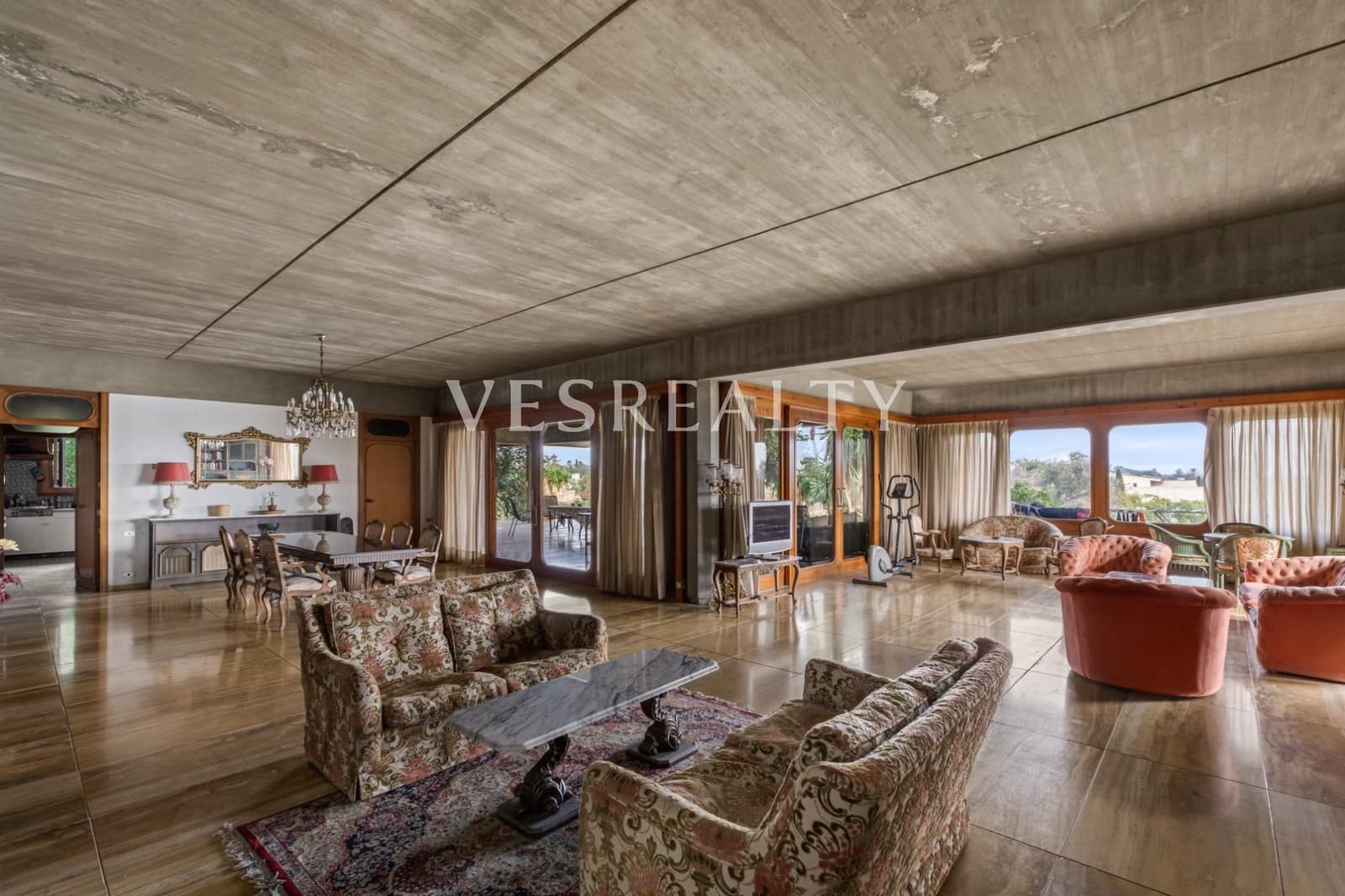 11 bedroom Villa for sale in San Juan de Alicante / Sant Joan d'Alacant with pool garage - € 8,000,000 (Ref: 9591581)