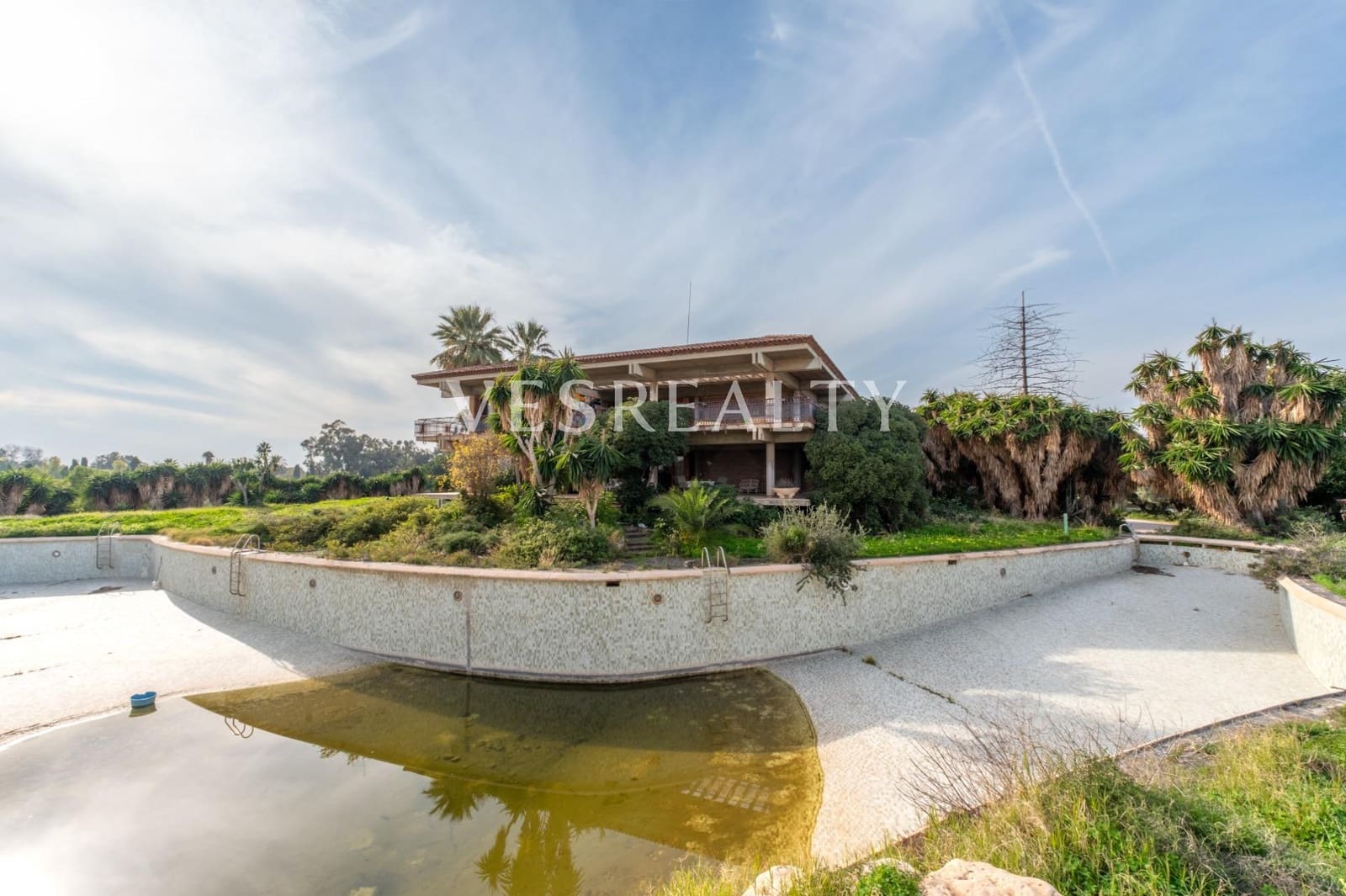 11 bedroom Villa for sale in San Juan de Alicante / Sant Joan d'Alacant with pool garage - € 8,000,000 (Ref: 9591581)