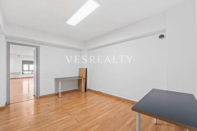 Kantoor te koop in Alicante stad - € 150.000 (Ref: 9634544)