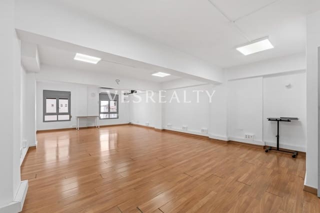 Kantoor te koop in Alicante stad - € 150.000 (Ref: 9634544)