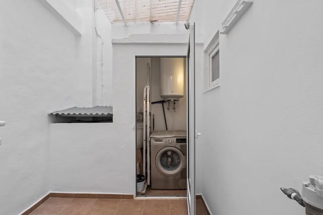 Appartement de 3 chambres à louer à Alicante ville - 1 400 € (Ref: 9640397)