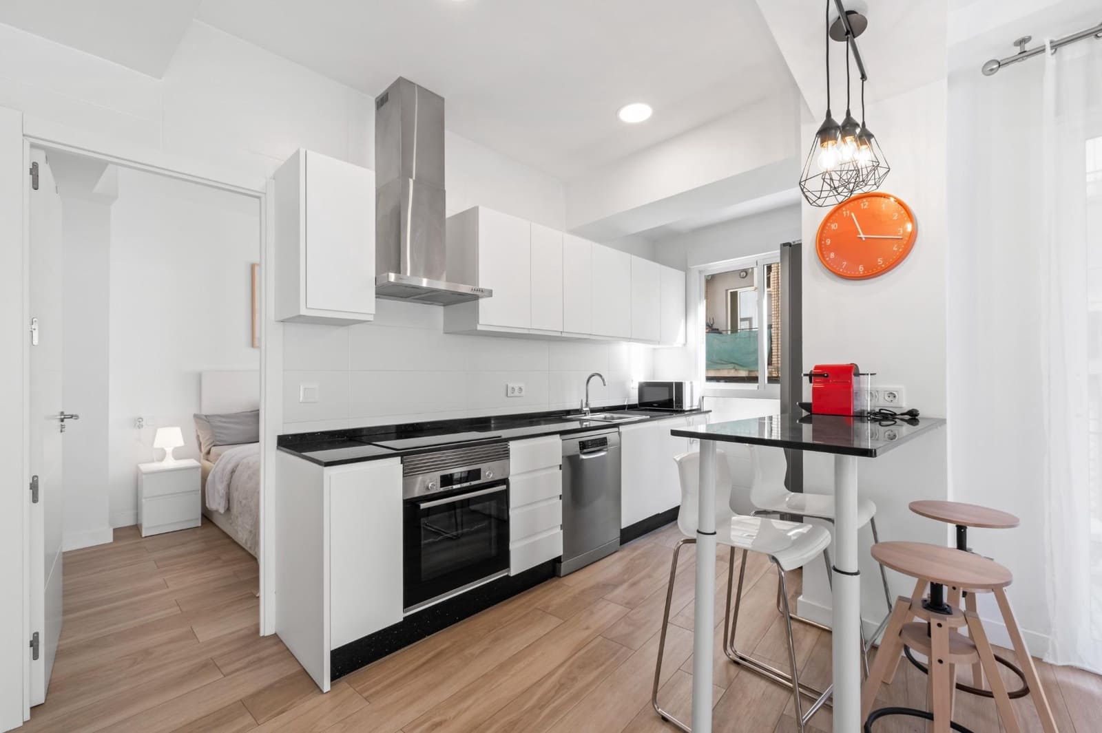 Appartement de 3 chambres à louer à Alicante ville - 1 400 € (Ref: 9640397)