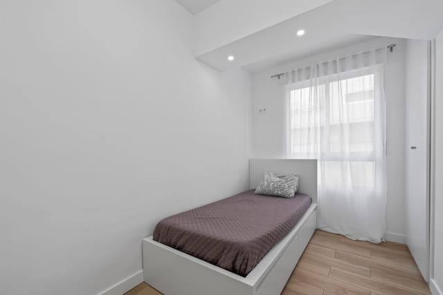 Appartement de 3 chambres à louer à Alicante ville - 1 400 € (Ref: 9640397)