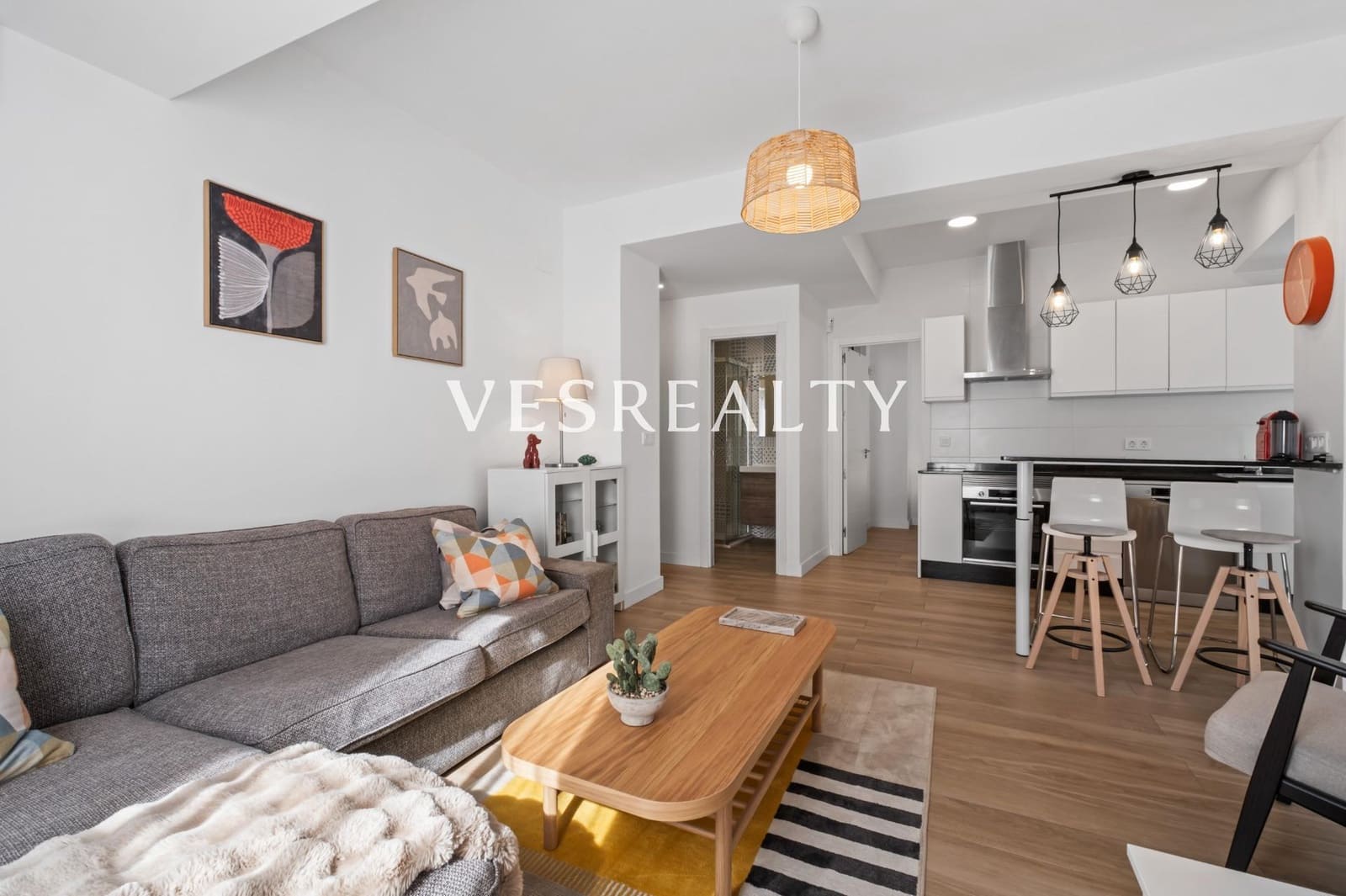 3 bedroom Flat for rent in Alicante / Alacant city - € 1,400 (Ref: 9640397)