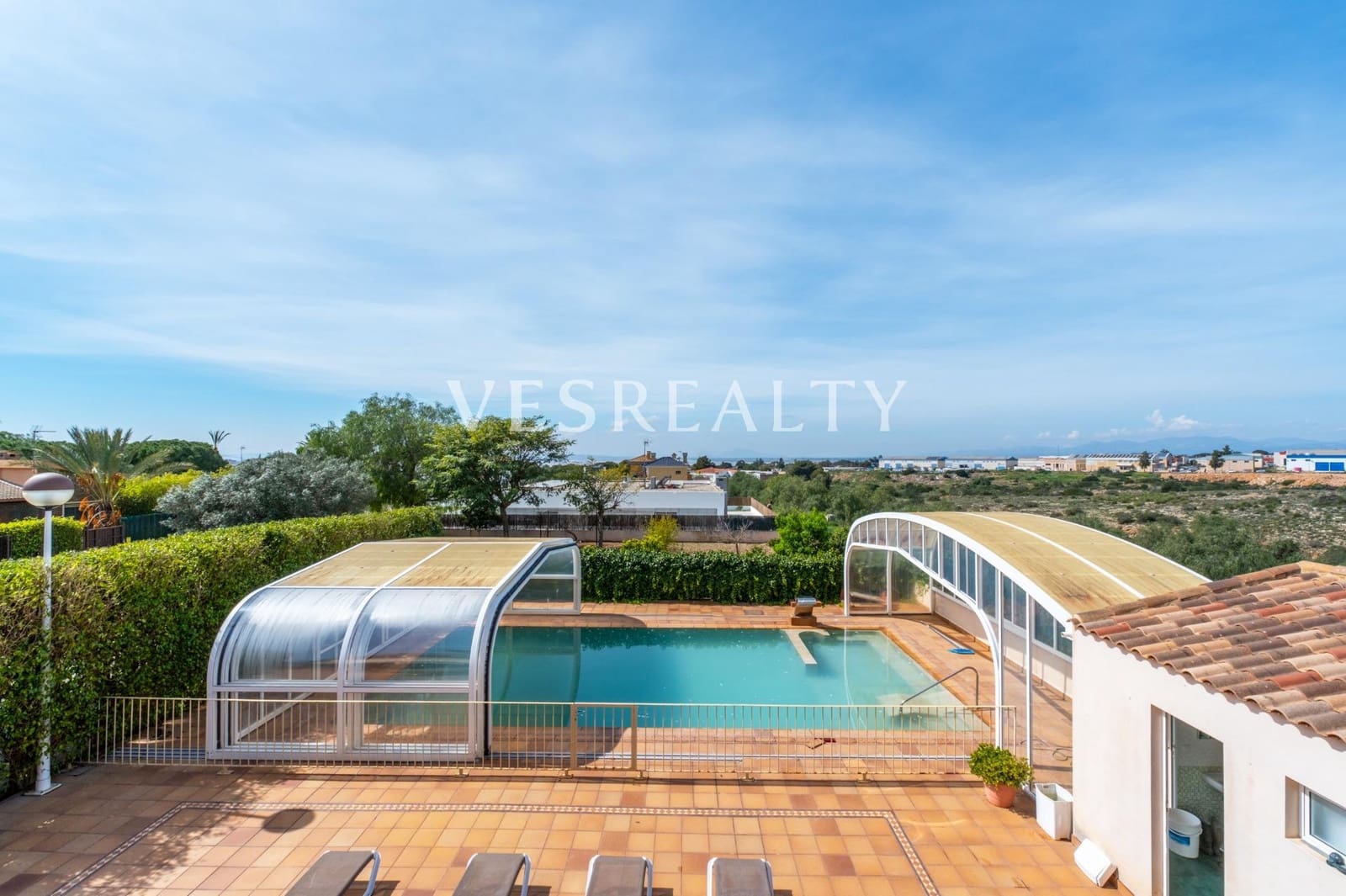 7 Zimmer Villa zu verkaufen in Santa Pola mit Pool - 1.275.000 € (Ref: 9680014)