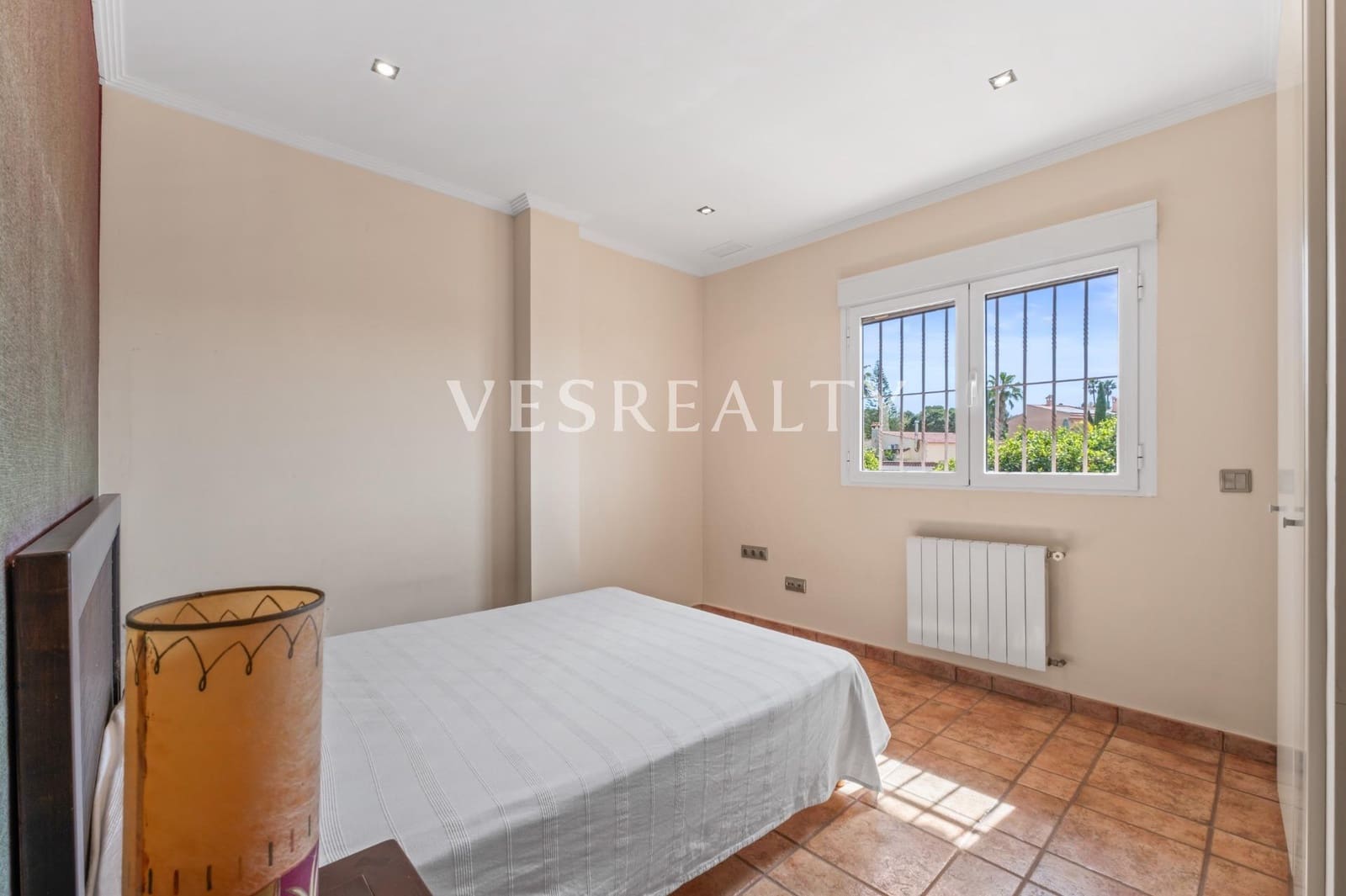 7 Zimmer Villa zu verkaufen in Santa Pola mit Pool - 1.275.000 € (Ref: 9680014)