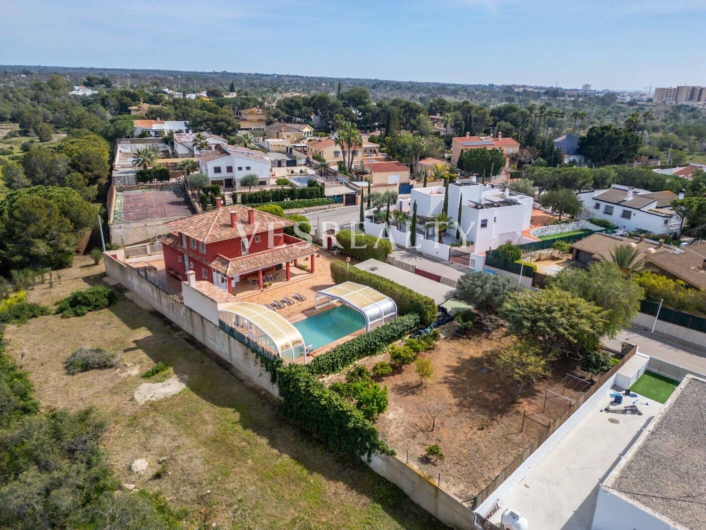 7 Zimmer Villa zu verkaufen in Santa Pola mit Pool - 1.275.000 € (Ref: 9680014)