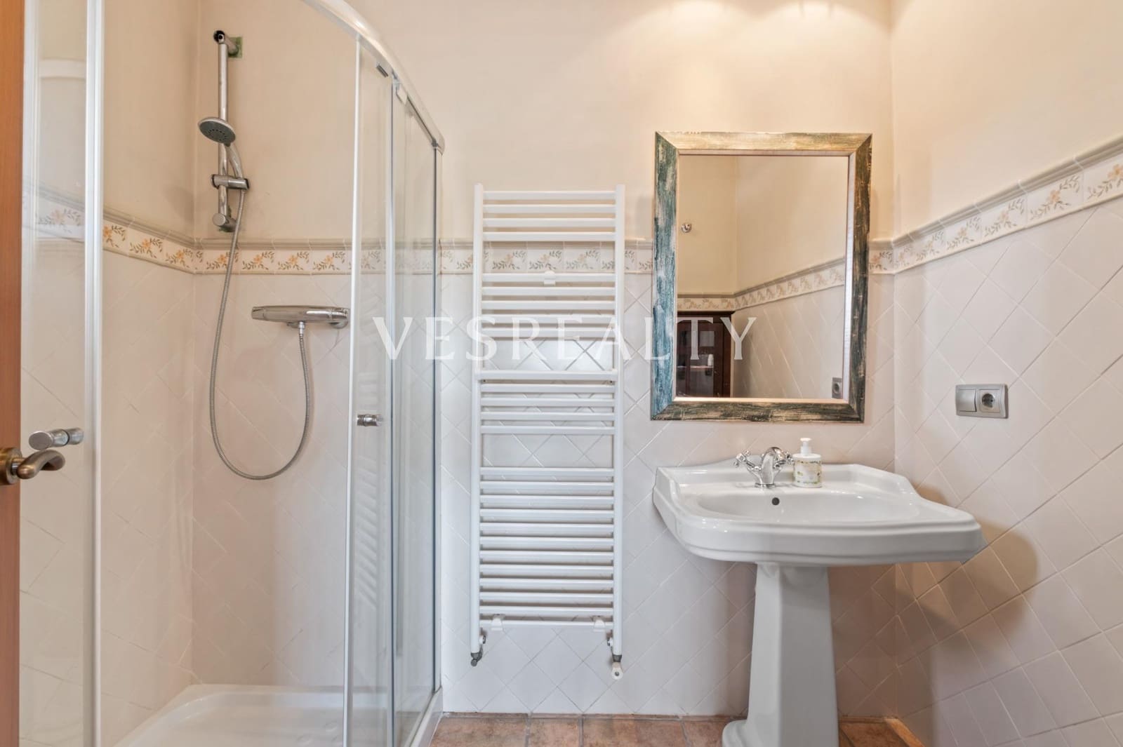 7 Zimmer Villa zu verkaufen in Santa Pola mit Pool - 1.275.000 € (Ref: 9680014)