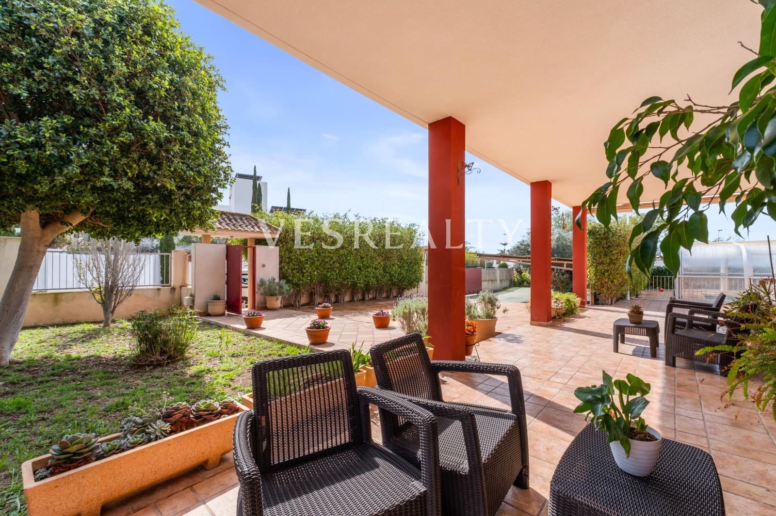 7 Zimmer Villa zu verkaufen in Santa Pola mit Pool - 1.275.000 € (Ref: 9680014)