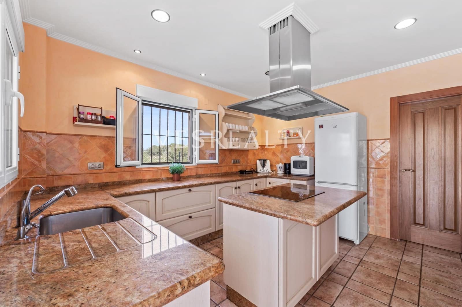 7 Zimmer Villa zu verkaufen in Santa Pola mit Pool - 1.275.000 € (Ref: 9680014)