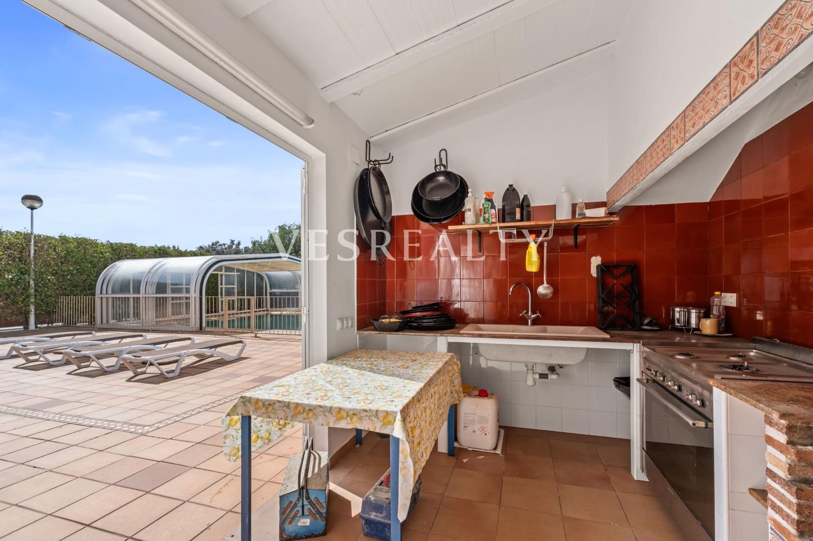 7 bedroom Villa for sale in Santa Pola with pool - € 1,275,000 (Ref: 9680014)