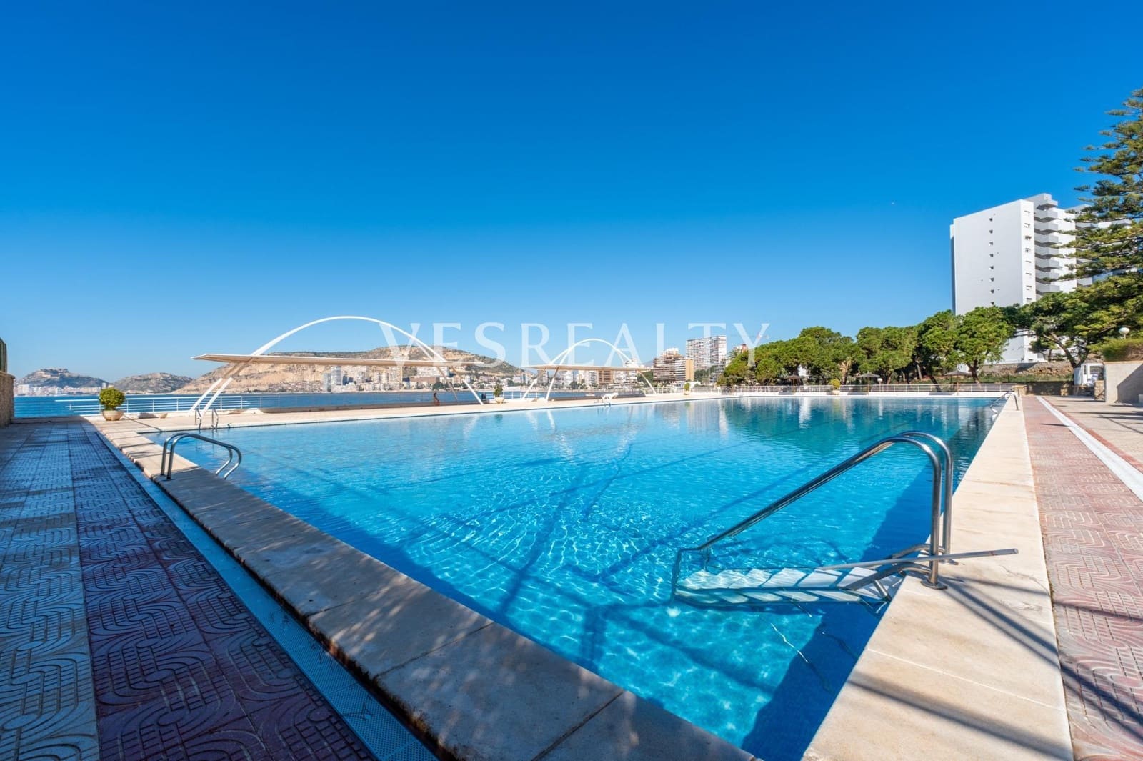 3 bedroom Flat for sale in Playa de San Juan with pool - € 650,000 (Ref: 9686778)