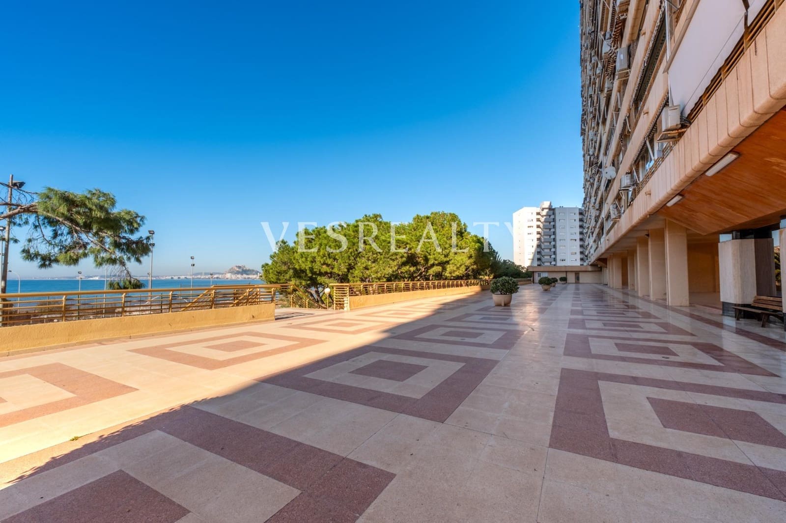 3 bedroom Flat for sale in Playa de San Juan with pool - € 650,000 (Ref: 9686778)