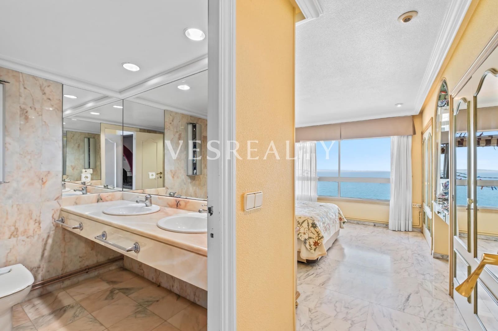 3 slaapkamer Flat te koop in Playa de San Juan met zwembad - € 630.000 (Ref: 9686778)