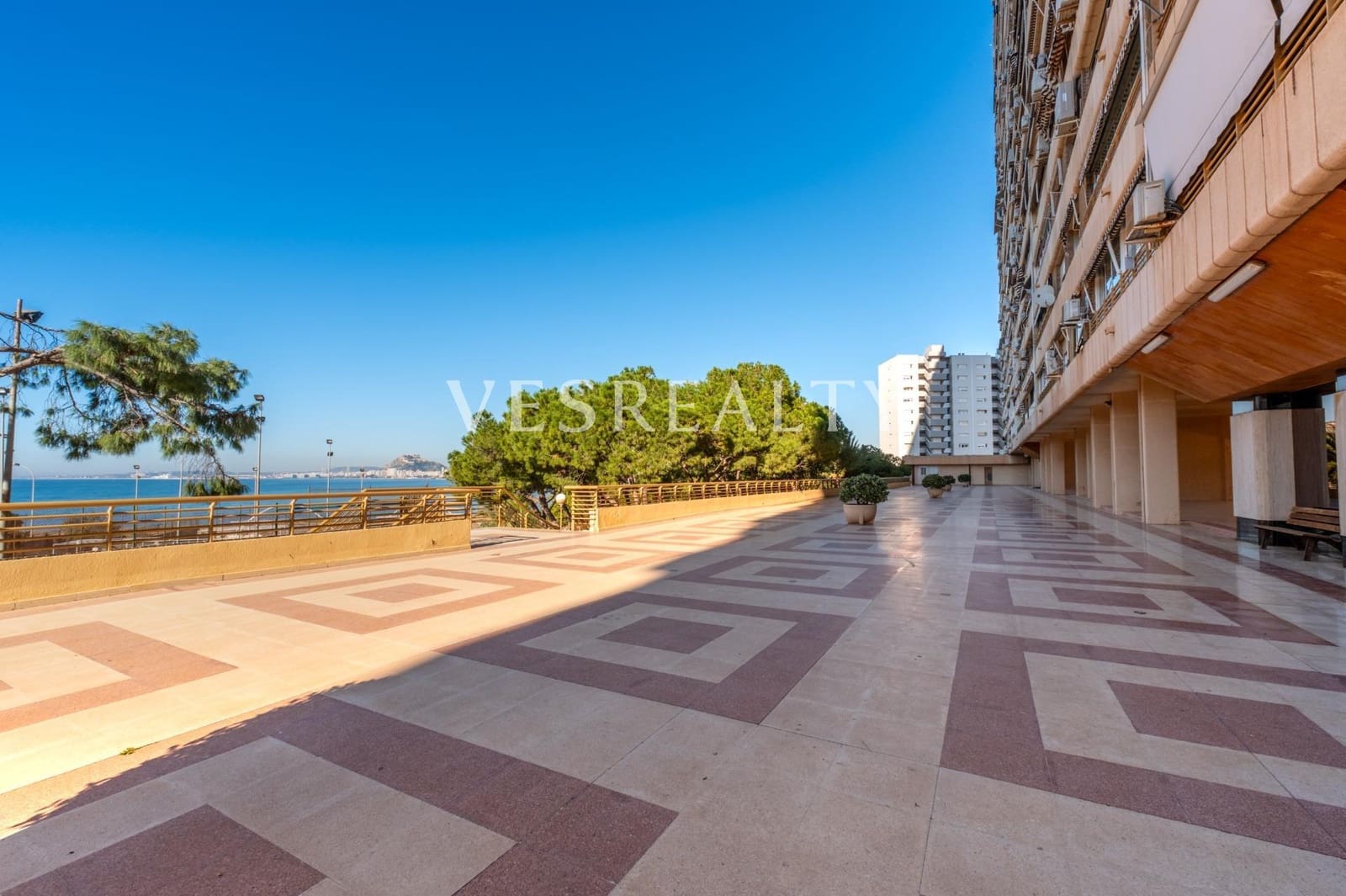 3 slaapkamer Flat te koop in Playa de San Juan met zwembad - € 630.000 (Ref: 9686778)
