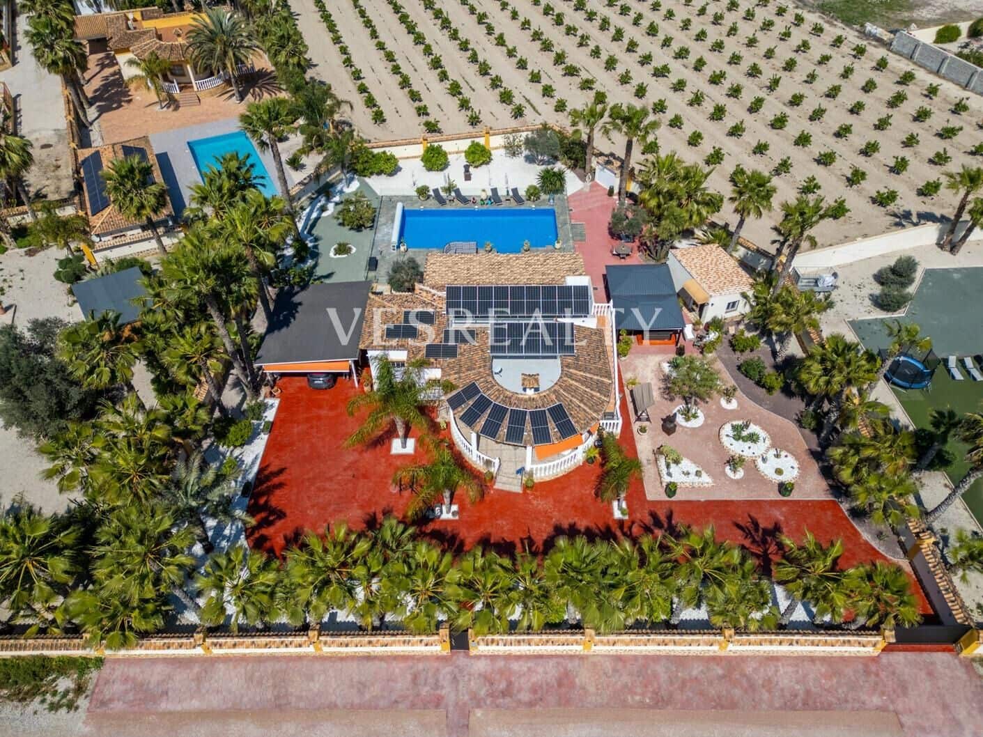 4 Zimmer Villa zu verkaufen in Catral mit Pool Garage - 850.000 € (Ref: 9720207)