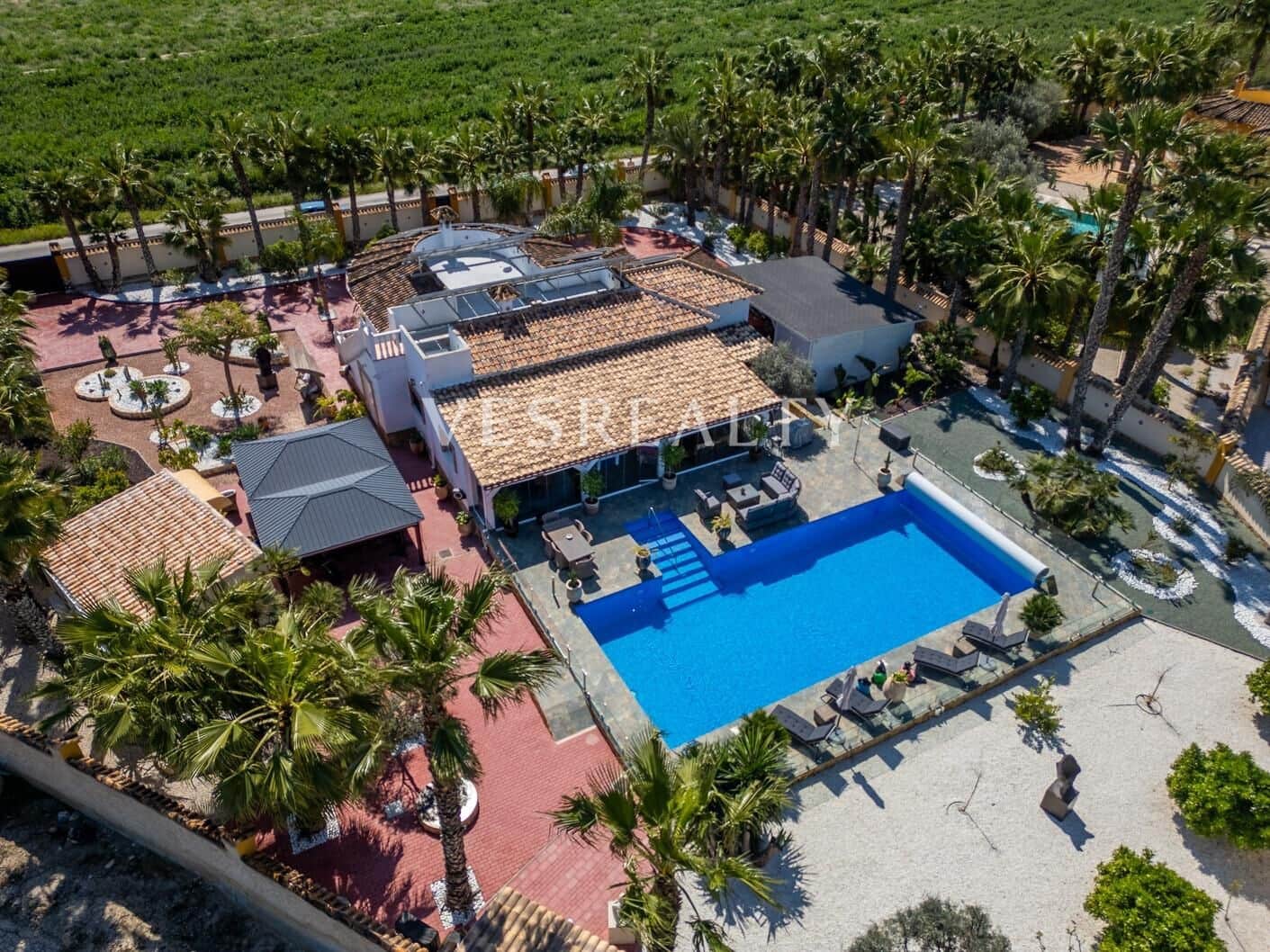 4 Zimmer Villa zu verkaufen in Catral mit Pool Garage - 850.000 € (Ref: 9720207)