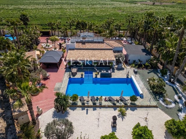 4 Zimmer Villa zu verkaufen in Catral mit Pool Garage - 850.000 € (Ref: 9720207)