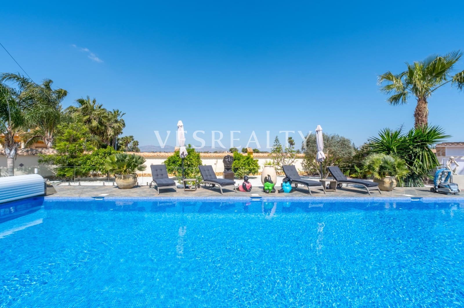 4 Zimmer Villa zu verkaufen in Catral mit Pool Garage - 850.000 € (Ref: 9720207)