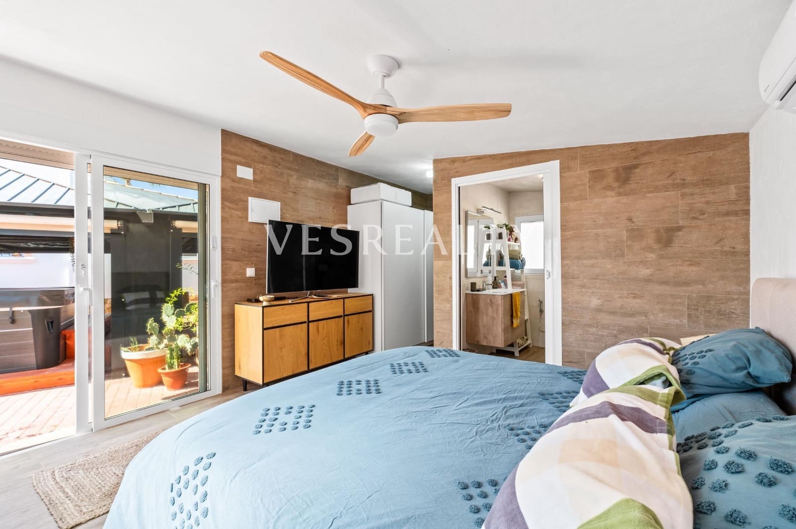 4 Zimmer Villa zu verkaufen in Catral mit Pool Garage - 850.000 € (Ref: 9720207)