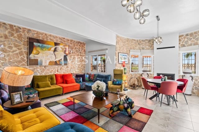 4 Zimmer Villa zu verkaufen in Catral mit Pool Garage - 850.000 € (Ref: 9720207)