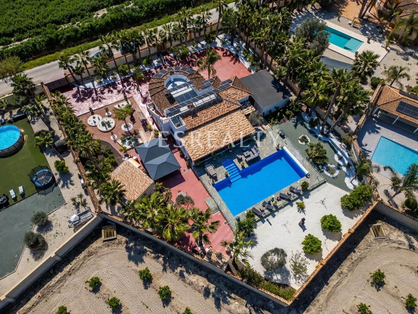 4 Zimmer Villa zu verkaufen in Catral mit Pool Garage - 850.000 € (Ref: 9720207)