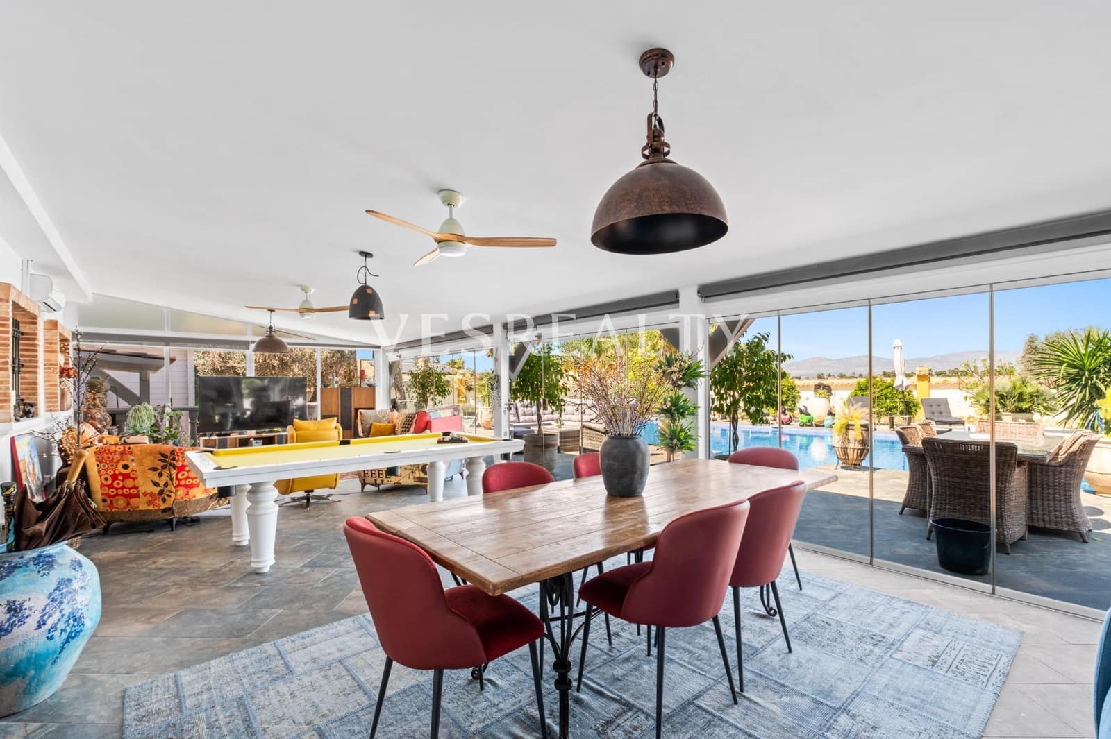 4 Zimmer Villa zu verkaufen in Catral mit Pool Garage - 850.000 € (Ref: 9720207)