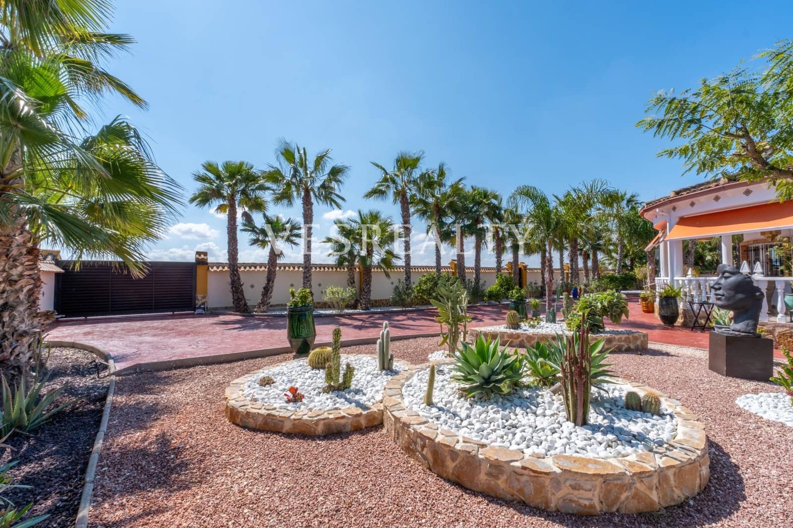 4 Zimmer Villa zu verkaufen in Catral mit Pool Garage - 850.000 € (Ref: 9720207)