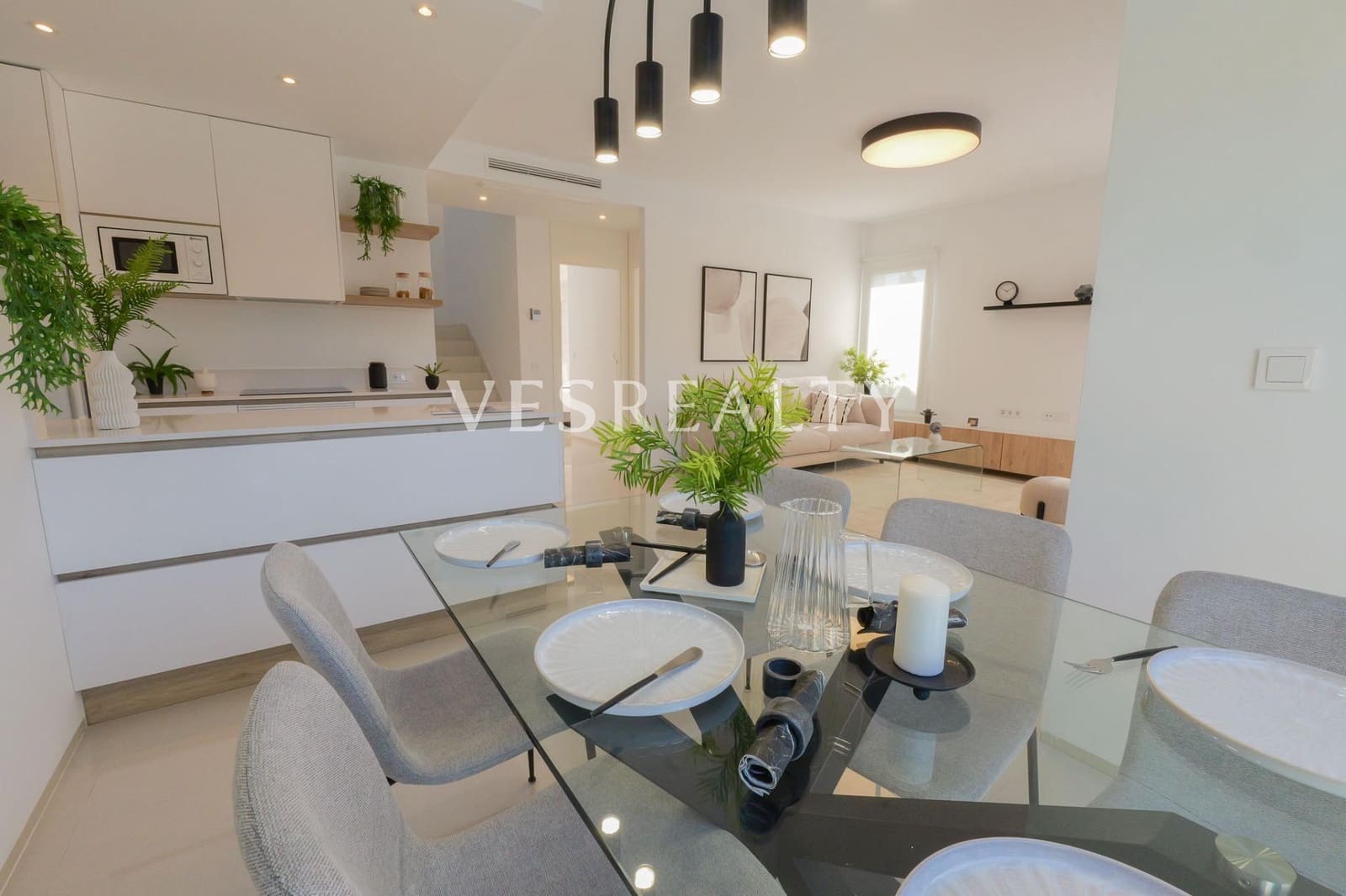 3 soveværelse Villa til salg i Los Alcazares med swimmingpool - € 544.841 (Ref: 9721918)