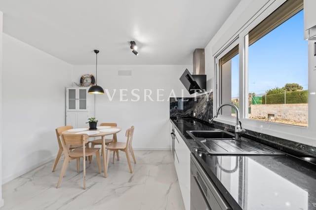 4 slaapkamer Villa te koop in Busot met zwembad - € 525.000 (Ref: 9732436)