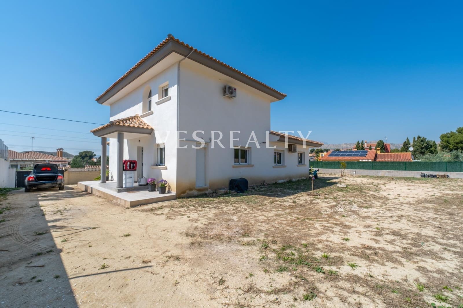 4 bedroom Villa for sale in Busot with pool - € 525,000 (Ref: 9732436)