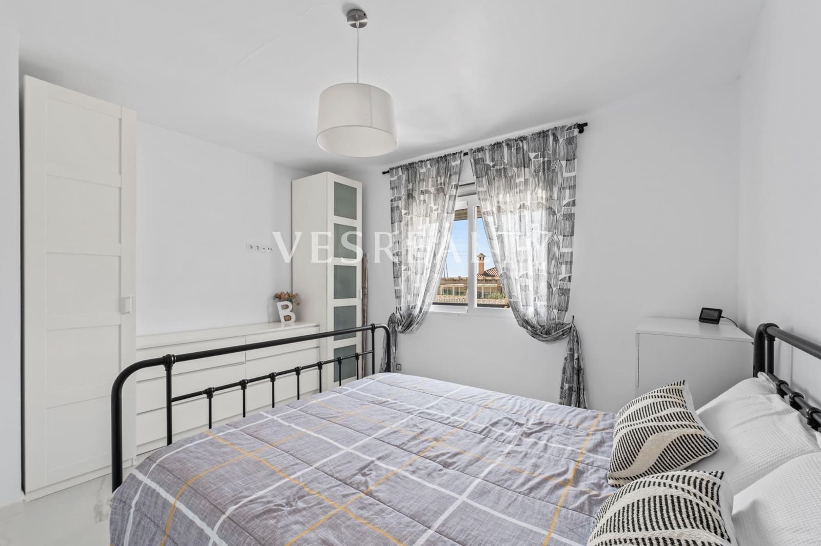 4 bedroom Villa for sale in Busot with pool - € 525,000 (Ref: 9732436)