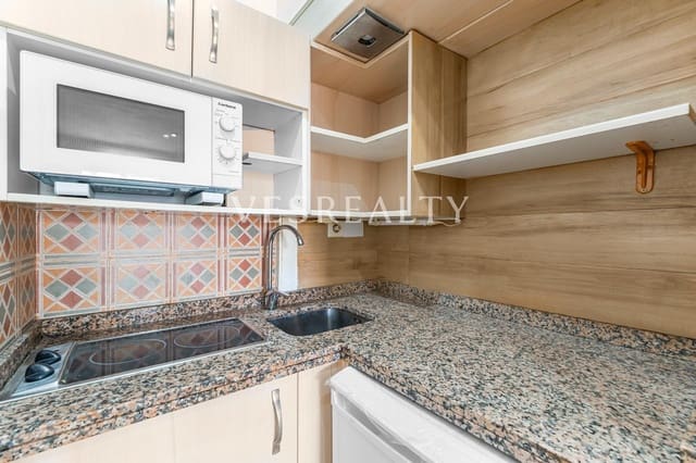 Studio til salg i Mercado, Alicante by - € 180.000 (Ref: 9735821)