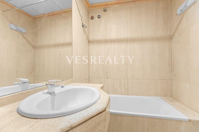 Studio till salu i Mercado, Alicante stad - 169 000 € (Ref: 9735821)