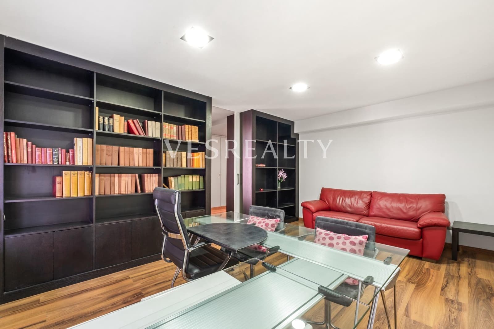 2 soverom Kontor til salgs i Alicante by - € 185 000 (Ref: 9735822)