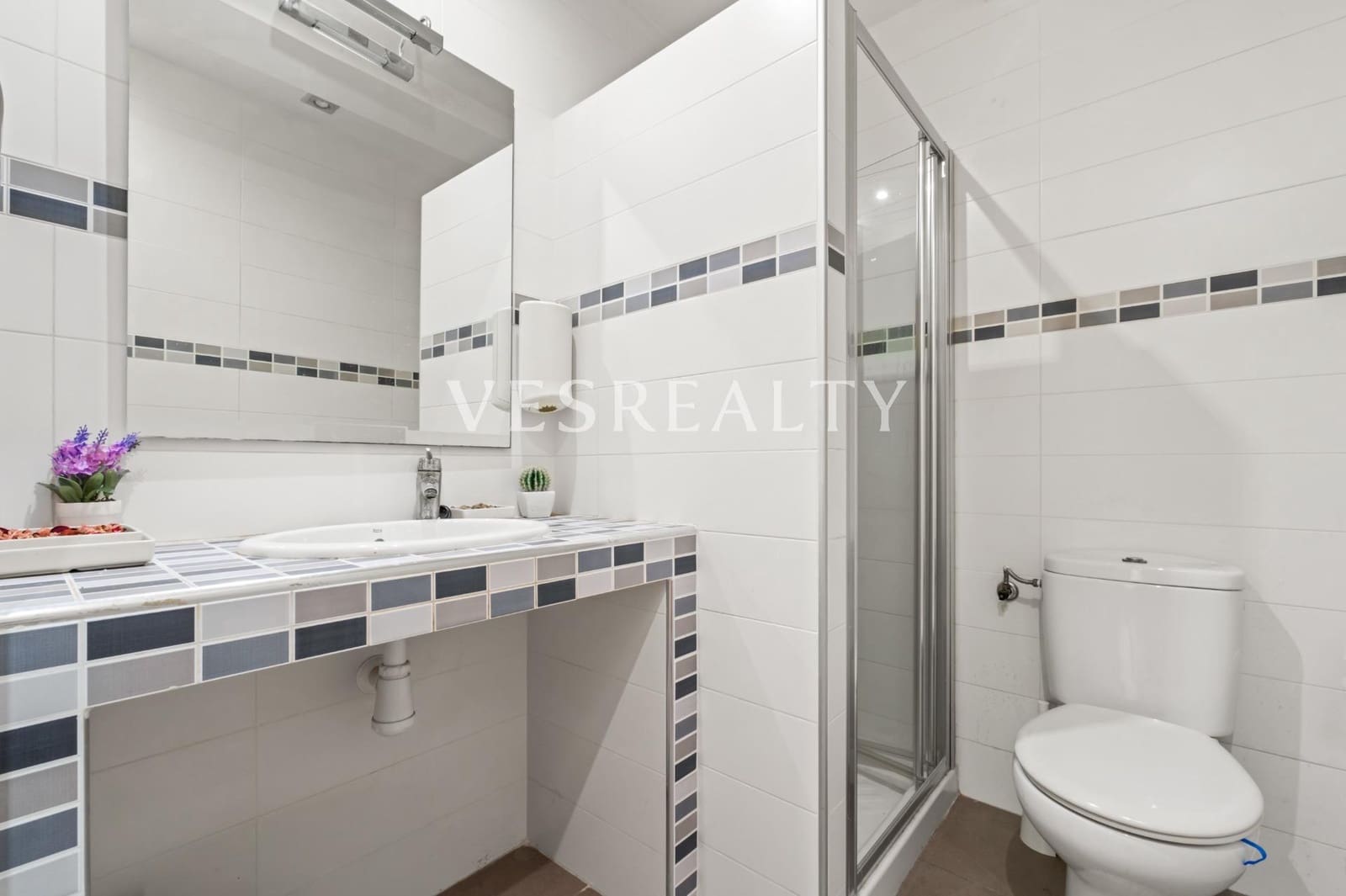 2 soverom Kontor til salgs i Alicante by - € 185 000 (Ref: 9735822)