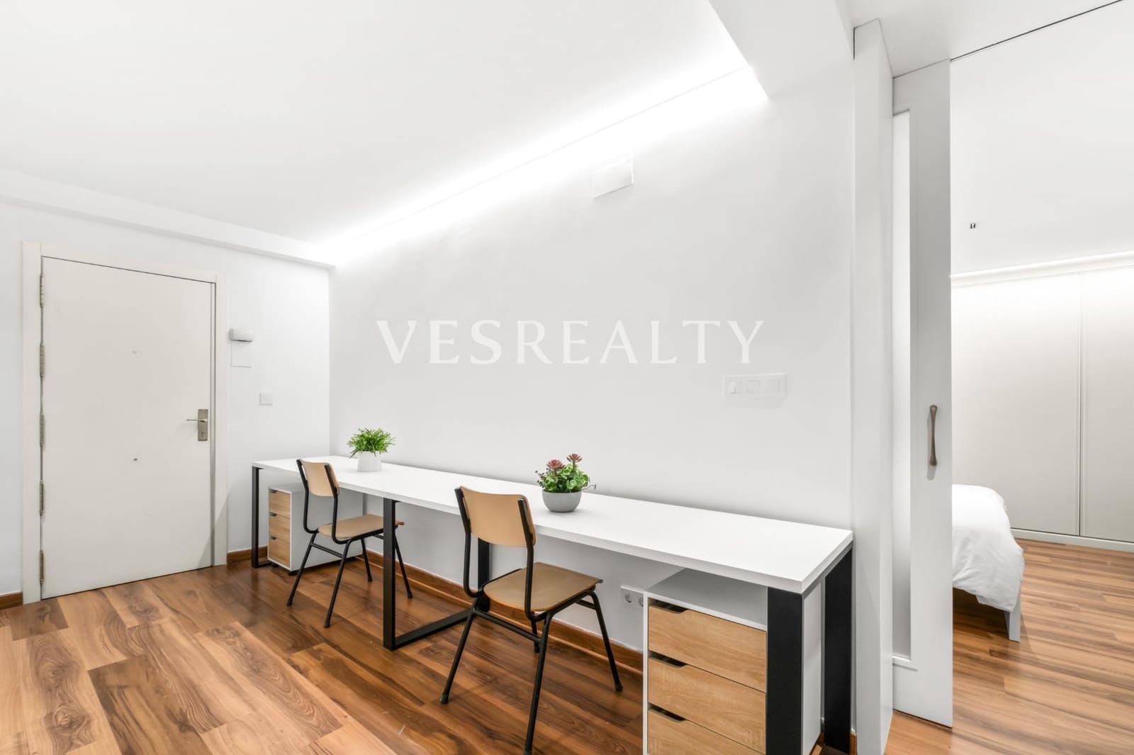 1 soverom Leilighet til leie i Alicante by - € 1 200 (Ref: 9735822)