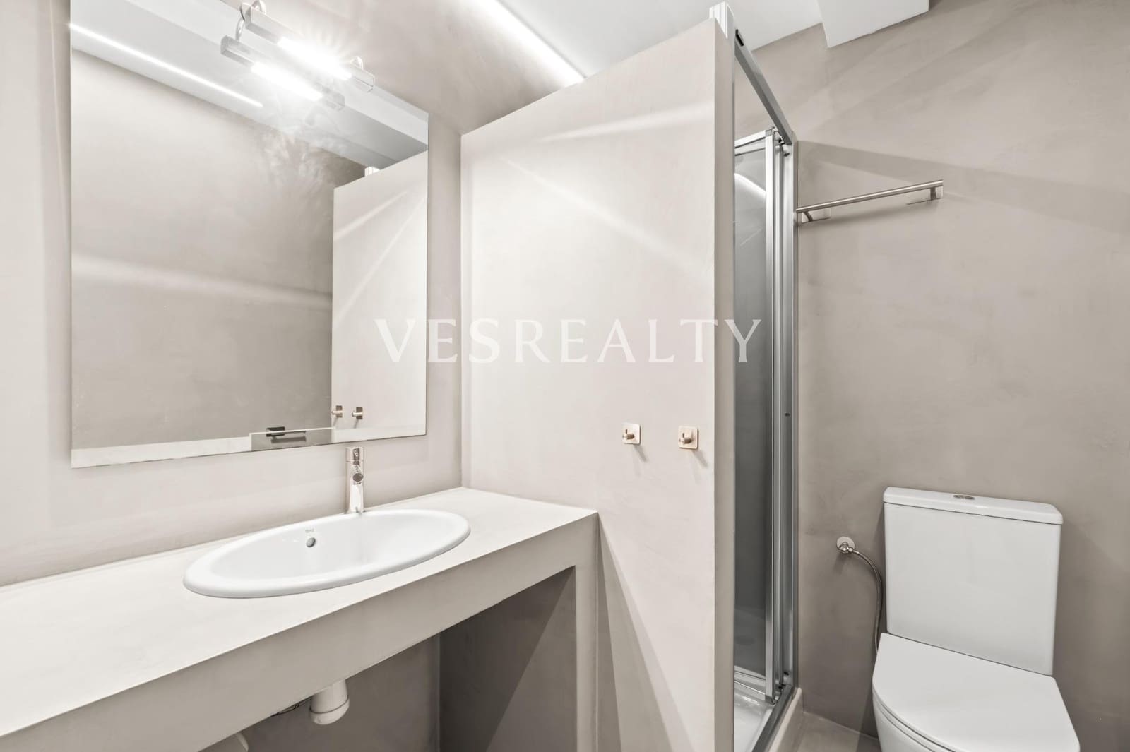 1 soverom Leilighet til leie i Alicante by - € 1 200 (Ref: 9735822)