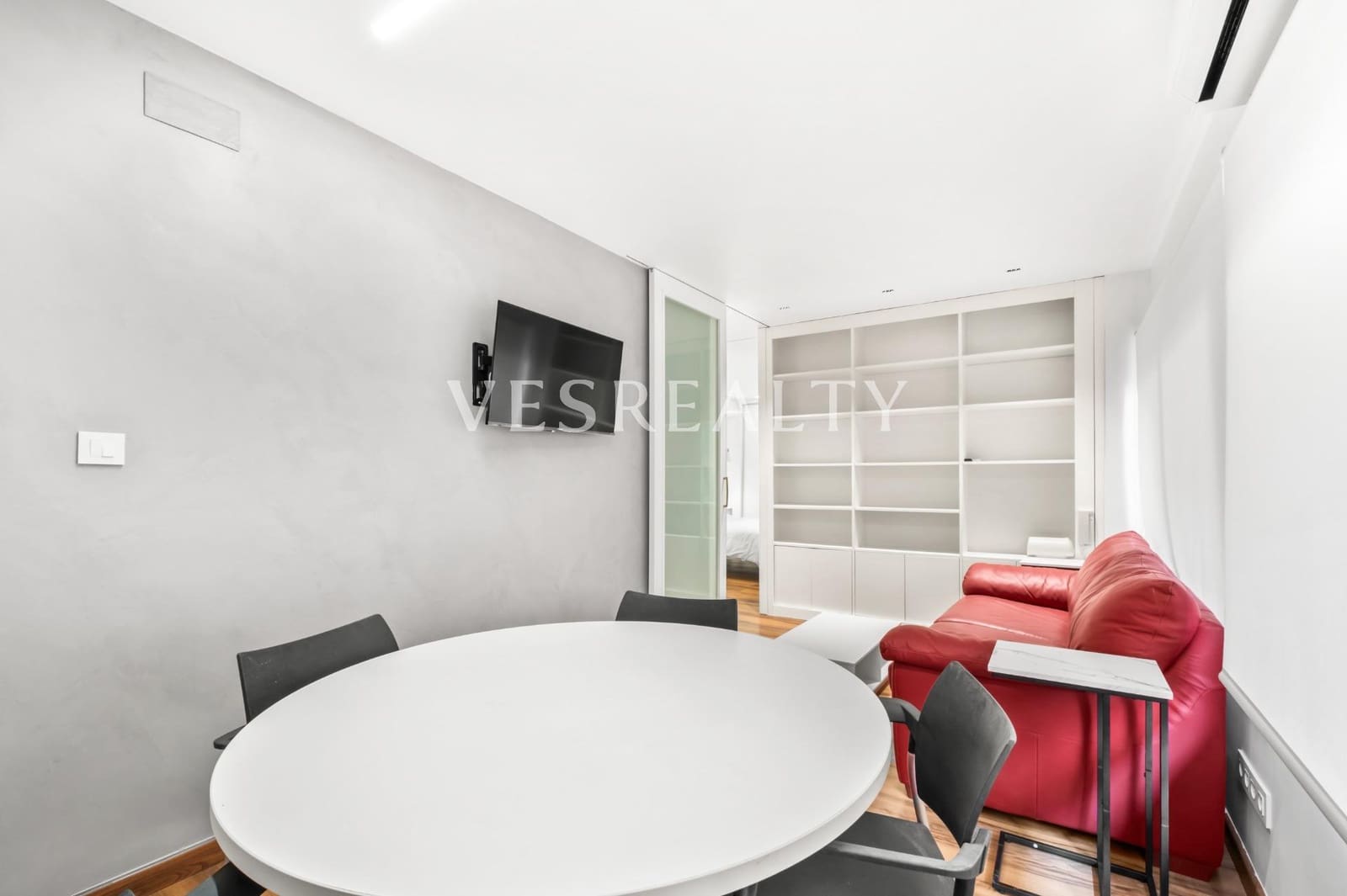 1 soverom Leilighet til leie i Alicante by - € 1 200 (Ref: 9735822)