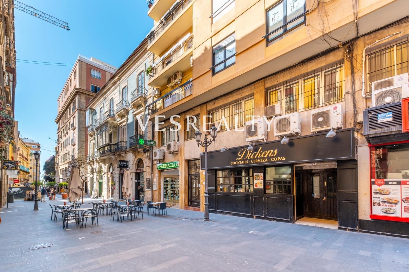 1 soverom Leilighet til leie i Alicante by - € 1 200 (Ref: 9735822)