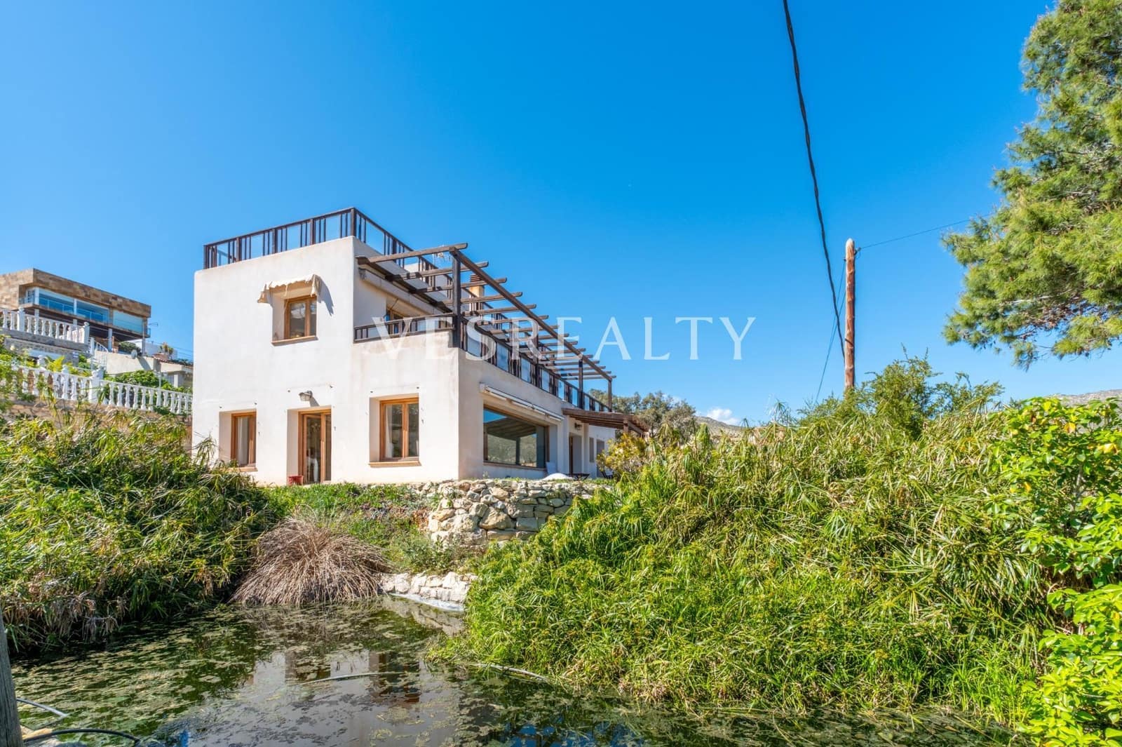 Chalet de 3 habitaciones en El Campello en venta con garaje - 1.190.000 € (Ref: 9739037)