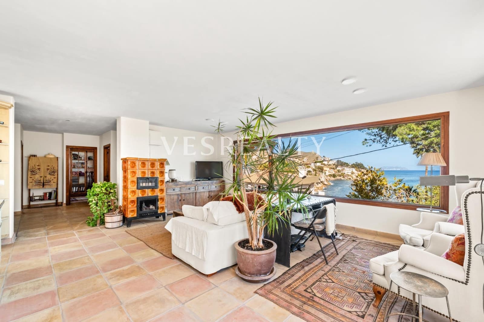 Chalet de 3 habitaciones en El Campello en venta con garaje - 1.190.000 € (Ref: 9739037)